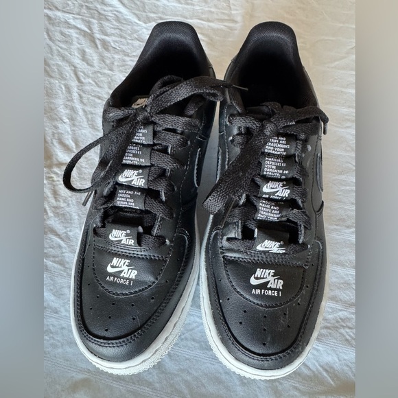 Nike Airforce 1 Other - Nike Air Force 1 Size 4.5 Youth Boys Kids